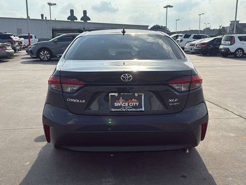 Used 2026 Toyota Corolla XLE FWD image 6