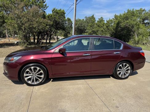 Used 2015 Honda Accord Sport image 13