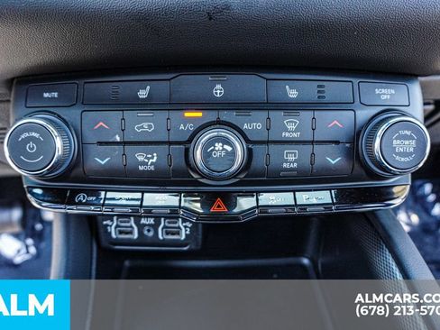 Used 2025 Dodge Durango GT RWD image 45
