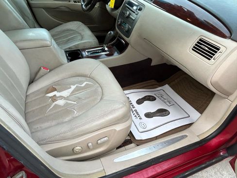 Used 2008 Buick Lucerne CXL w/ Ultra Confidence Package FWD image 12