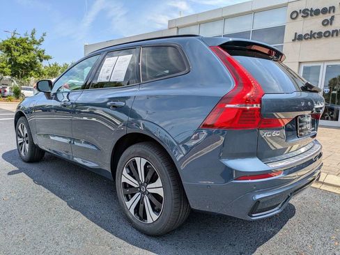 Certified 2024 Volvo XC60 T8 Plus w/ Protection Package Premier AWD/4WD image 4