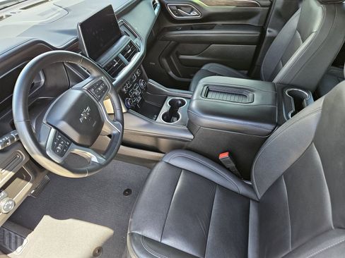 Certified 2023 Chevrolet Tahoe Z71 w/ Luxury Package image 17