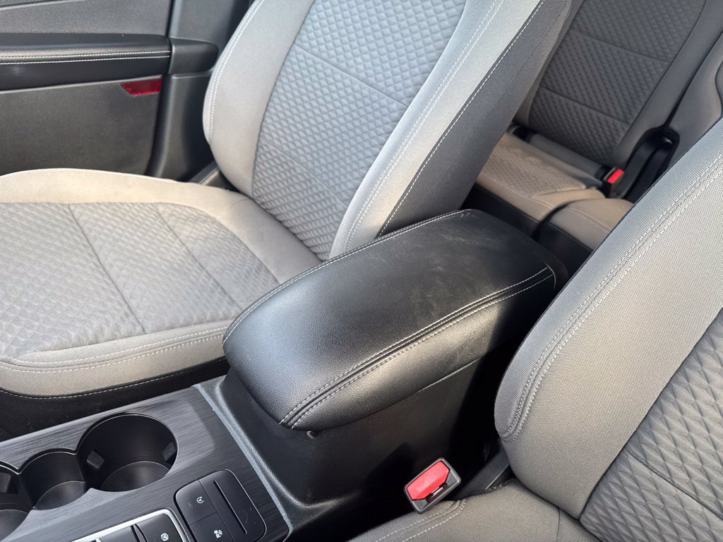 Used 2022 Ford Escape SE w/ Convenience Package FWD image 23