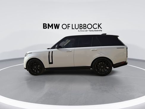 Used 2024 Land Rover Range Rover SE image 5