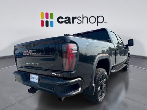 Used 2024 GMC Sierra 3500 AT4 w/ AT4 Preferred Package AWD/4WD image 5
