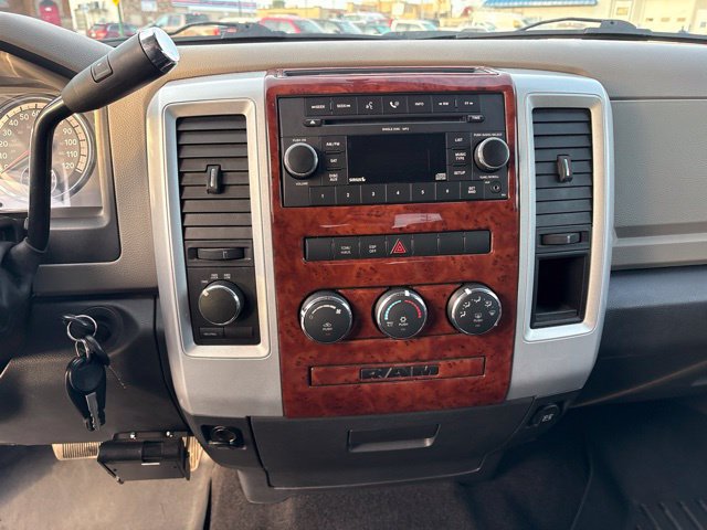 Used 2009 Dodge Ram 1500 Truck SLT w/ Chrome Accents Group AWD/4WD image 14