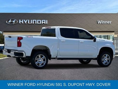 Used 2024 Chevrolet Silverado 1500 LT AWD/4WD image 4