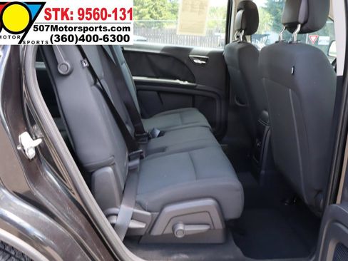 Used 2010 Dodge Journey SE w/ Flexible Seating Group FWD image 17