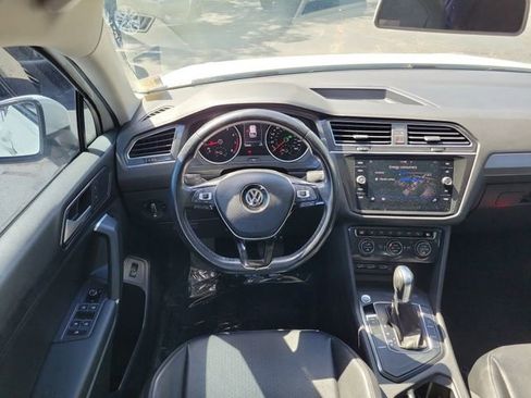Used 2018 Volkswagen Tiguan SEL image 25