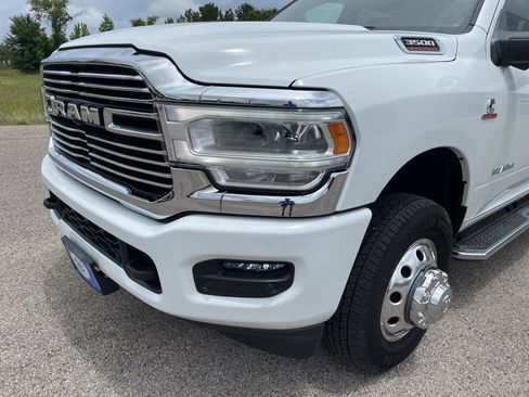 Used 2024 RAM 3500 Laramie w/ Towing Technology Group AWD/4WD image 11