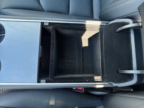 Used 2023 Tesla Model Y Long Range image 26