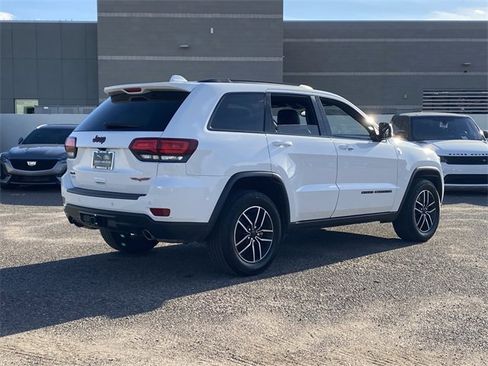 Used 2021 Jeep Grand Cherokee Trailhawk image 28