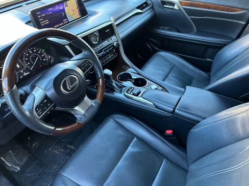 Used 2019 Lexus RX 450h AWD image 9