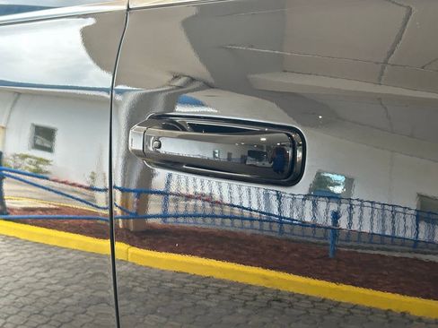 Used 2023 RAM 2500 Limited image 24