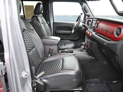 Used 2020 Jeep Gladiator Rubicon AWD/4WD image 18