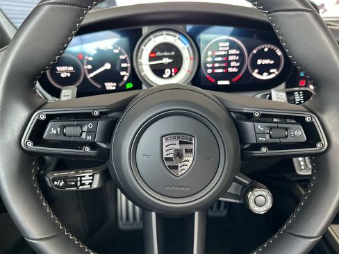 Used 2025 Porsche 911 Turbo image 28