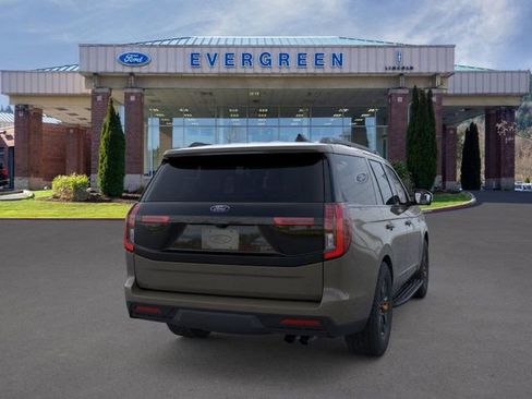 New 2026 Ford Expedition Tremor image 8