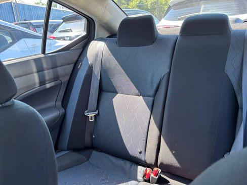 Used 2025 Nissan Versa SV FWD image 37