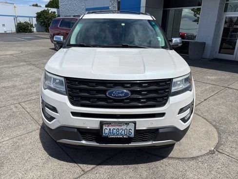 Used 2016 Ford Explorer Platinum AWD/4WD image 3