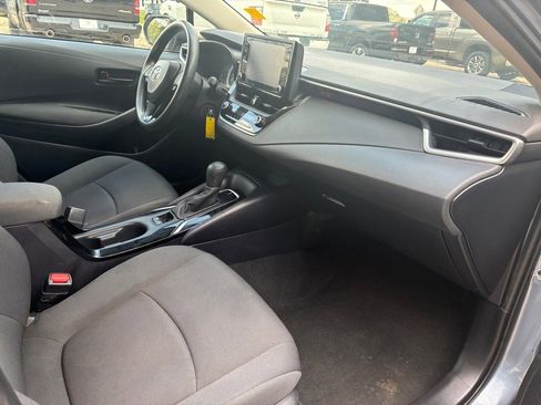 Used 2022 Toyota Corolla LE image 20