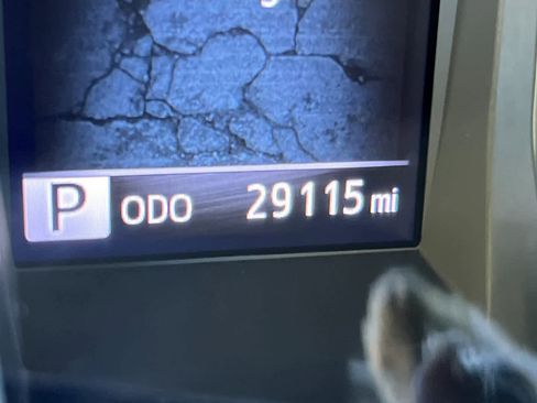 Certified 2022 Toyota Tacoma SR image 26