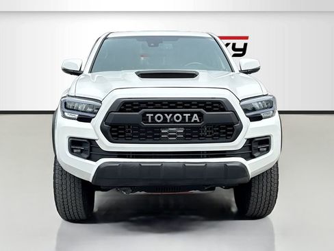 Used 2023 Toyota Tacoma TRD Pro AWD/4WD image 2