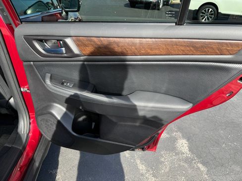 Used 2016 Subaru Outback 2.5i Limited image 38