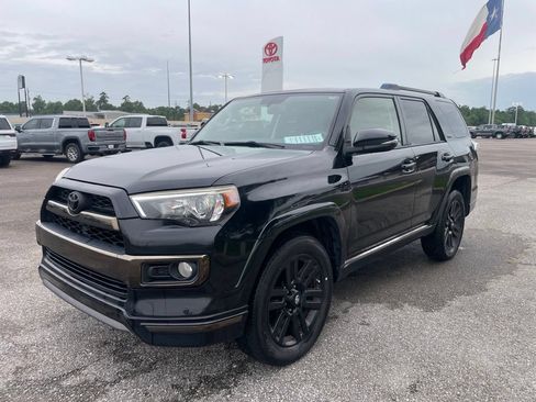 Used 2019 Toyota 4Runner Limited AWD/4WD image 4