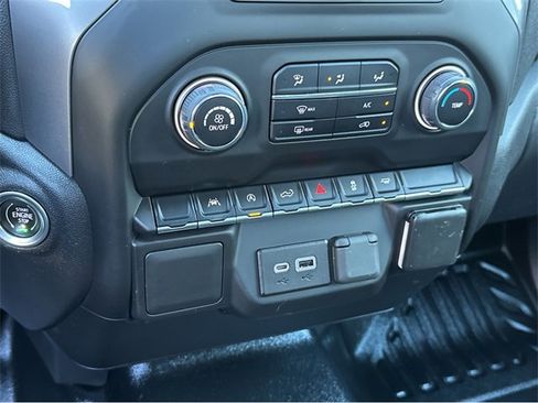 Used 2022 Chevrolet Silverado 1500 W/T w/ WT Value Package image 22