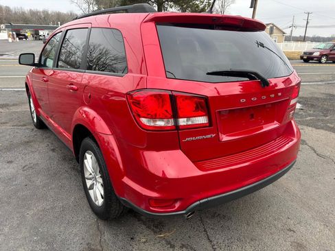 Used 2015 Dodge Journey SXT w/ Flexible Seating Group image 7