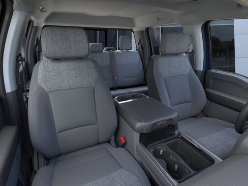 New 2026 Ford F250 XLT w/ XLT Premium Package image 10