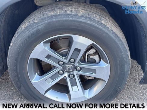 Used 2024 Honda Pilot EX-L image 8