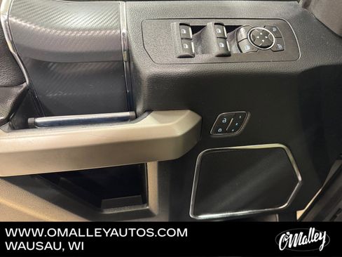 Used 2019 Ford F150 Lariat image 19