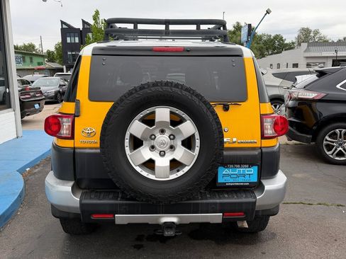 Used 2007 Toyota FJ Cruiser 4WD image 3
