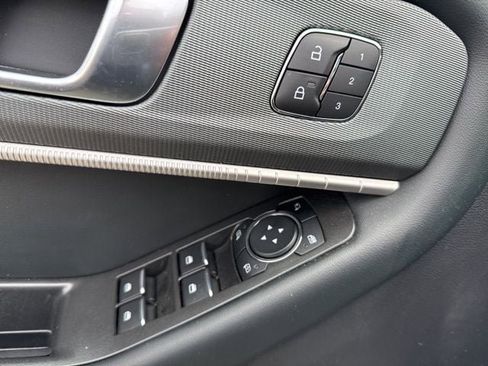 Used 2025 Ford Explorer ST-Line w/ Premium Package AWD/4WD image 24