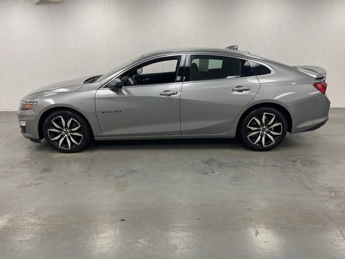 Used 2023 Chevrolet Malibu RS image 2