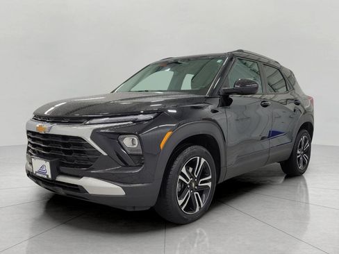 Used 2024 Chevrolet TrailBlazer LT w/ LT Cold Weather Package AWD/4WD image 12