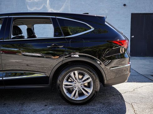 Used 2024 Acura MDX FWD image 11