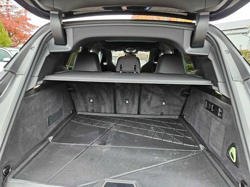 Used 2025 BMW iX xDrive50 image 17