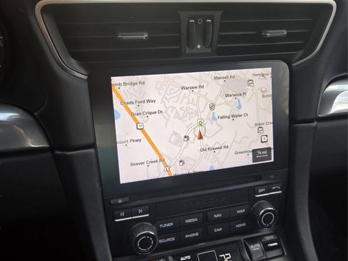 Used 2019 Porsche 911 Turbo image 22