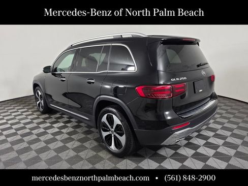 Certified 2026 Mercedes-Benz GLB 250 image 4