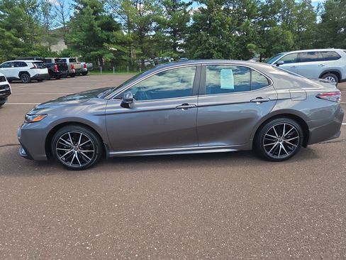 Certified 2024 Toyota Camry SE FWD image 5