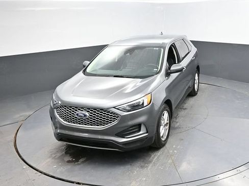 Used 2024 Ford Edge SEL AWD/4WD image 43