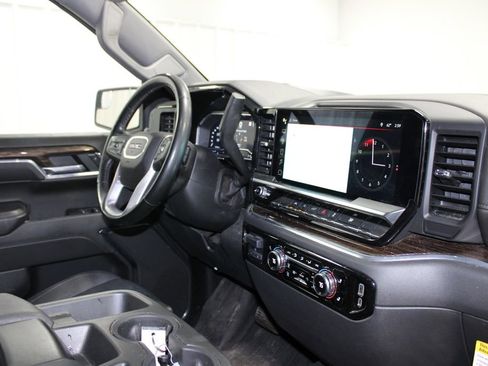 Used 2023 GMC Sierra 1500 Elevation w/ LPO, Elevation Black Package image 24