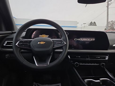 New 2026 Chevrolet Traverse LT w/ LPO, Floor Liner Package image 12