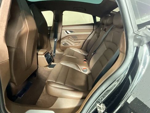 Used 2020 Porsche Taycan Turbo image 27