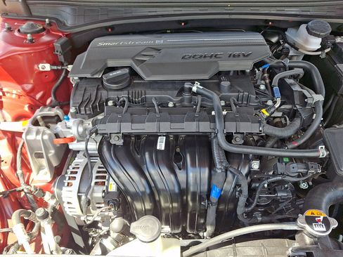 Used 2024 Hyundai Elantra Limited FWD image 29