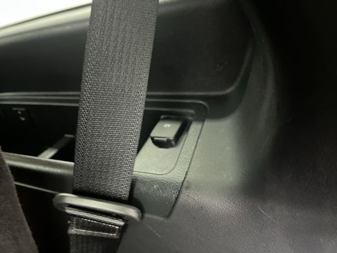 Used 2024 Ford Expedition Limited image 35