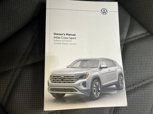 Used 2024 Volkswagen Atlas Cross Sport SE AWD/4WD image 36