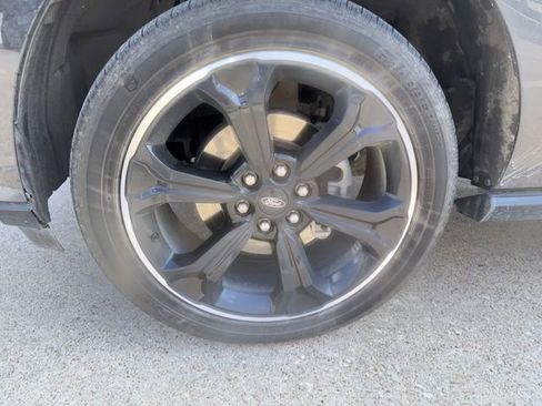 Used 2024 Ford Expedition Max Limited RWD image 5